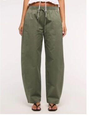 Abercrombie linen barrel pull on pant Medium Regular olive green